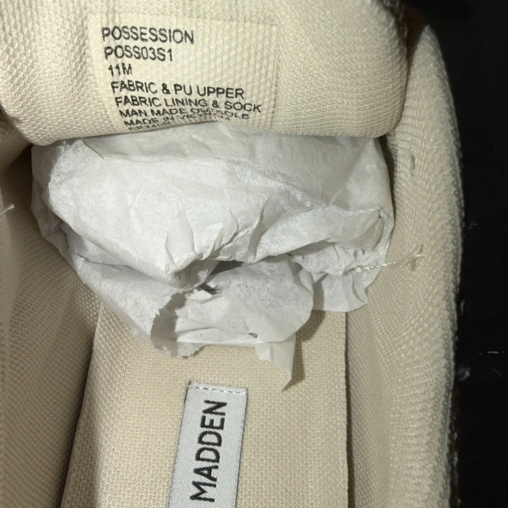 NEW Steve Madden 11 M Women's Possession‎ Sneaker Taupe/Suede IN BOX
